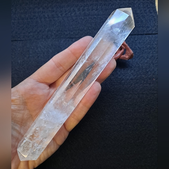 Double-terminated Clear Quartz Crystal Wand - Picture 3 of 5